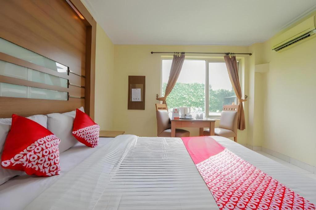 Hotel Senen Indah Syariah Yakarta Exterior foto