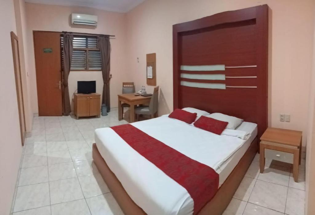 Hotel Senen Indah Syariah Yakarta Exterior foto
