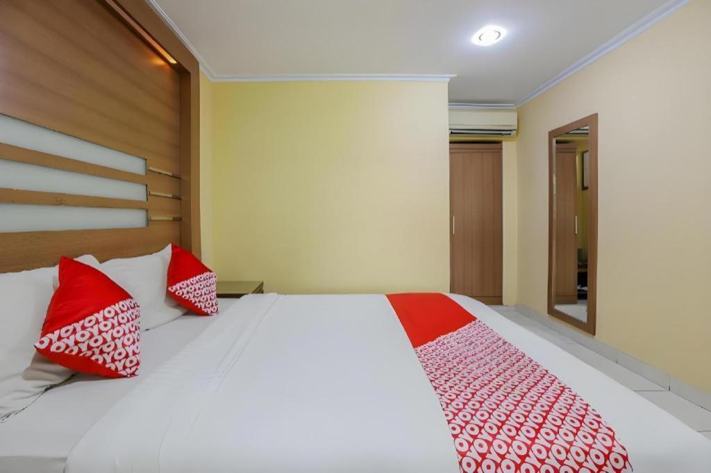 Hotel Senen Indah Syariah Yakarta Exterior foto
