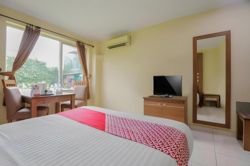 Hotel Senen Indah Syariah Yakarta Exterior foto