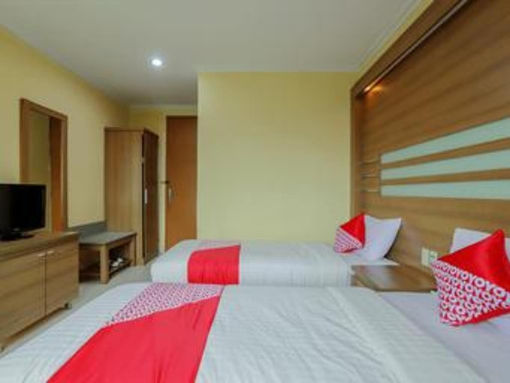 Hotel Senen Indah Syariah Yakarta Exterior foto