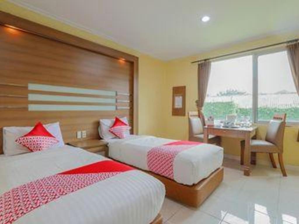 Hotel Senen Indah Syariah Yakarta Exterior foto