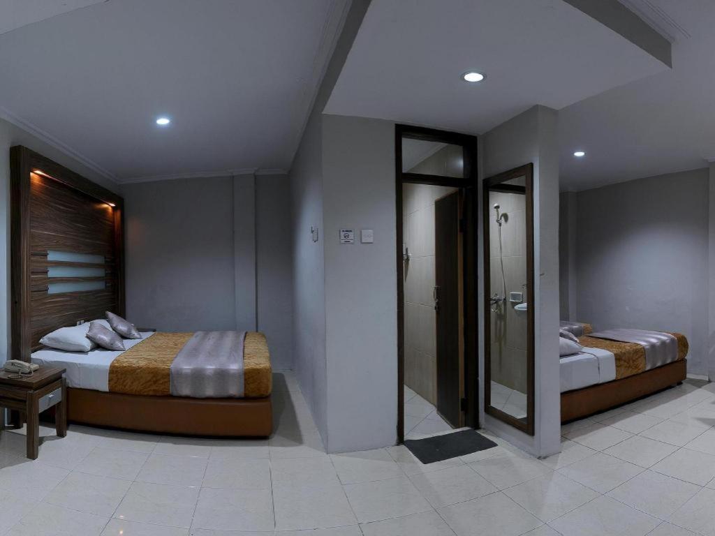 Hotel Senen Indah Syariah Yakarta Exterior foto