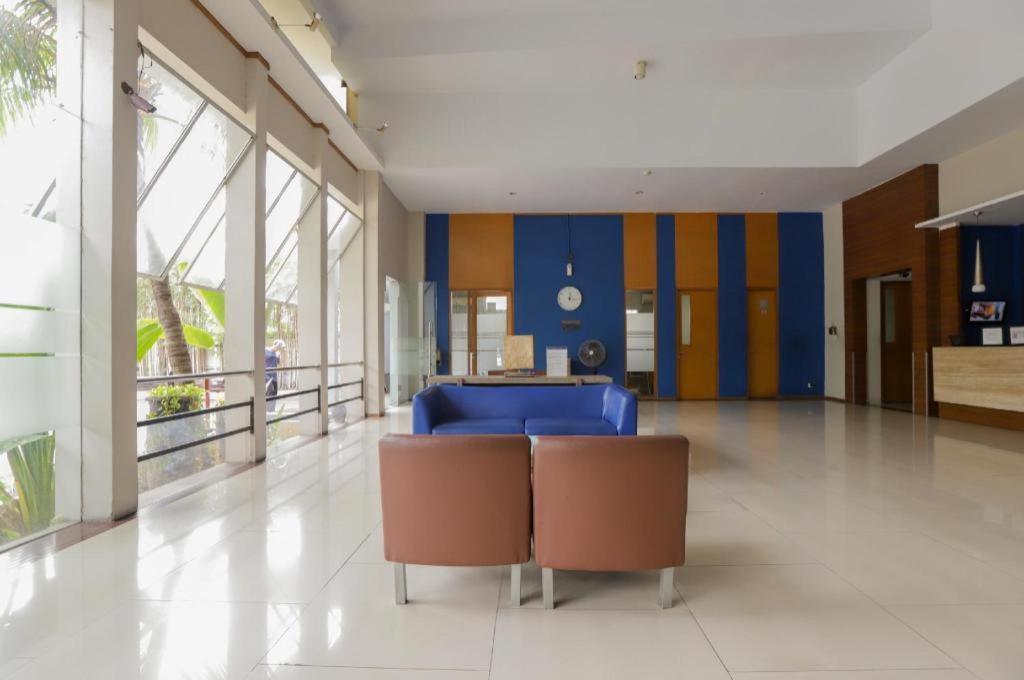 Hotel Senen Indah Syariah Yakarta Exterior foto