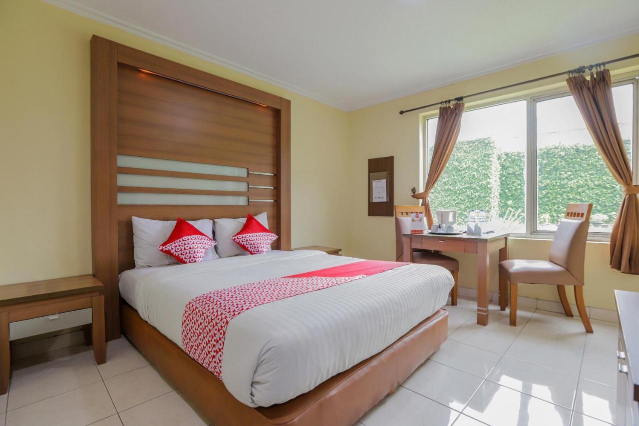 Hotel Senen Indah Syariah Yakarta Exterior foto